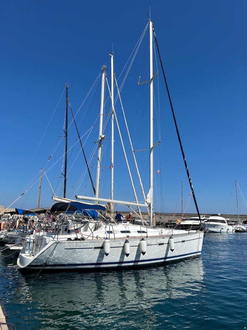 Beneteau Oceanis 393