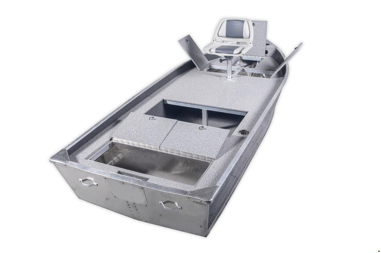 Marine s.r.o. 400 Bass Inkl. 8 PS Mercury