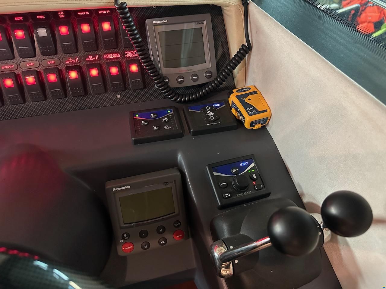 Galeon 390 Fly