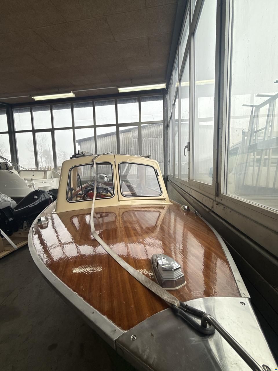 F&uuml;llemann HF 570Tell