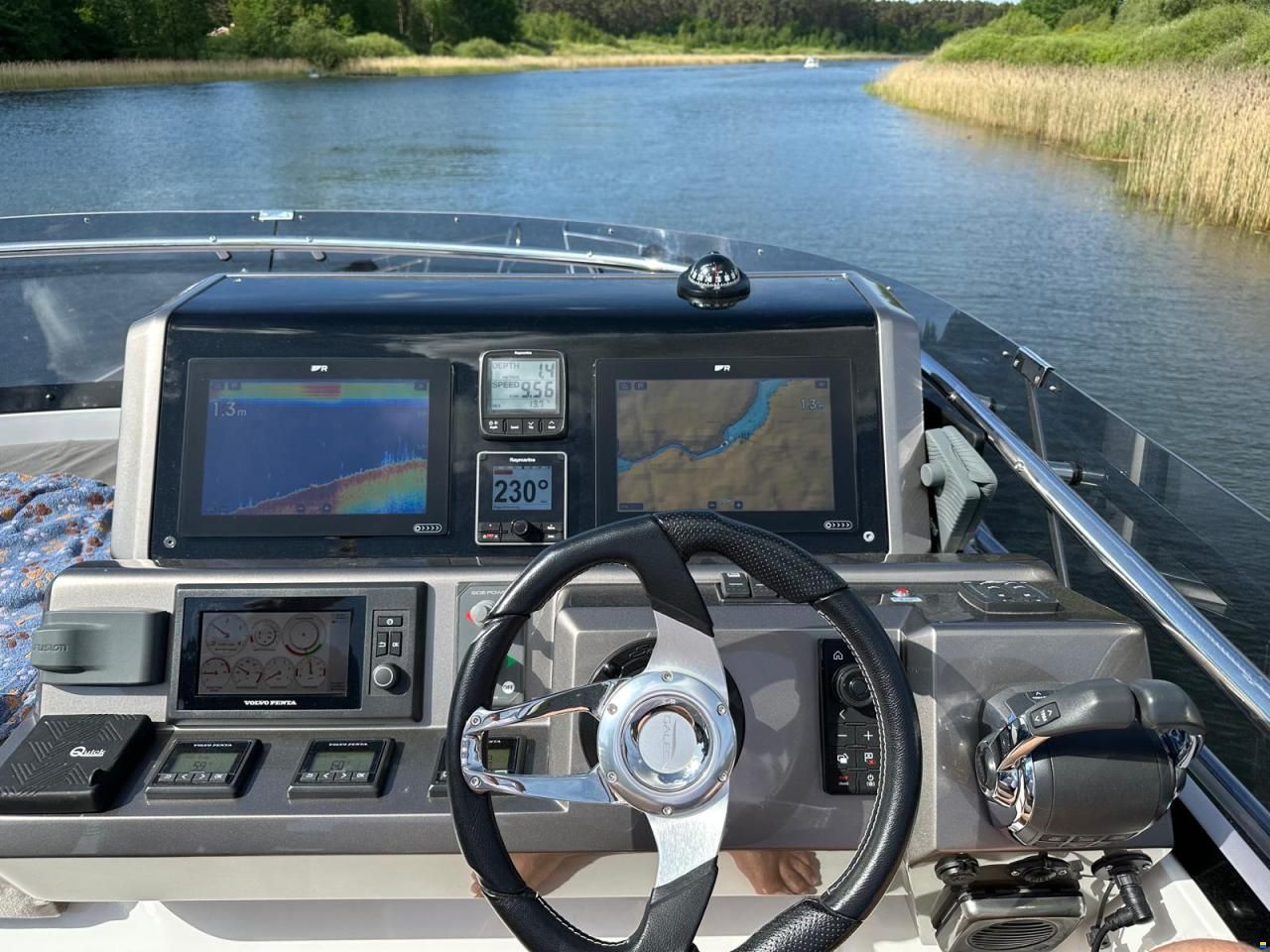 Galeon 420 Fly