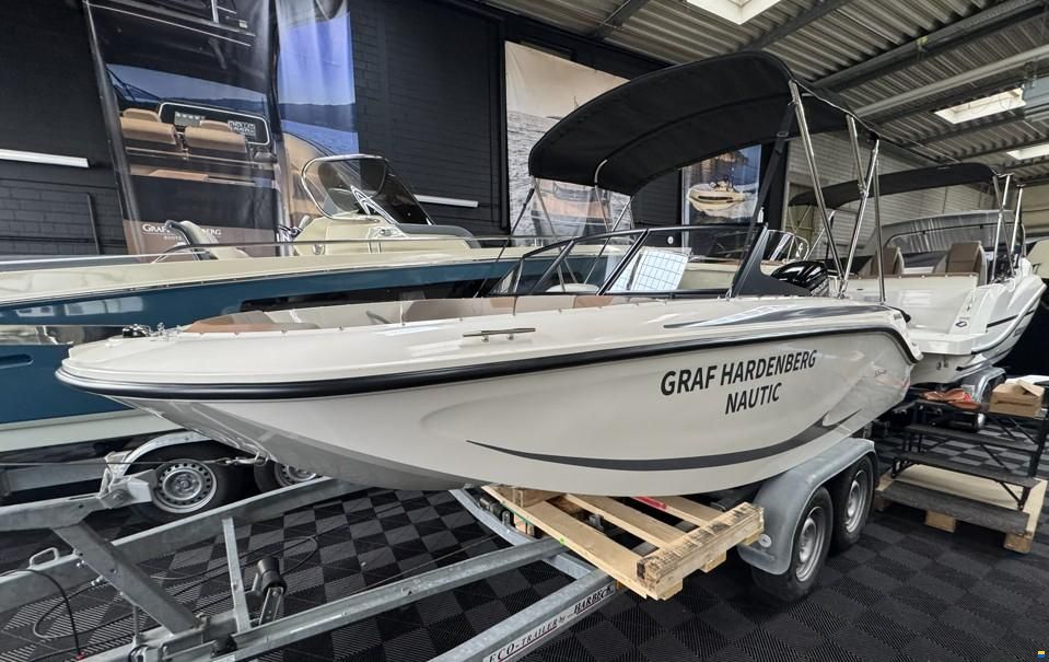 Quicksilver Activ 525 Axess &ndash; Lagerboot |