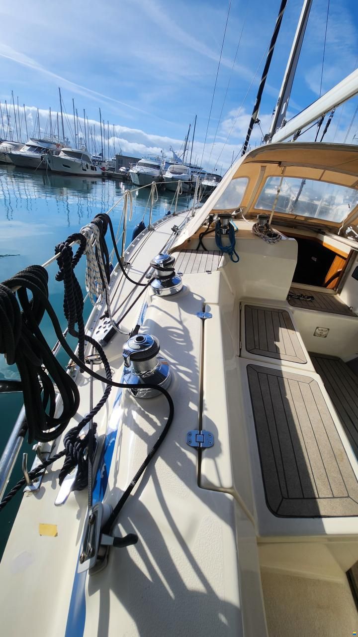 Bavaria 350 Lagoon