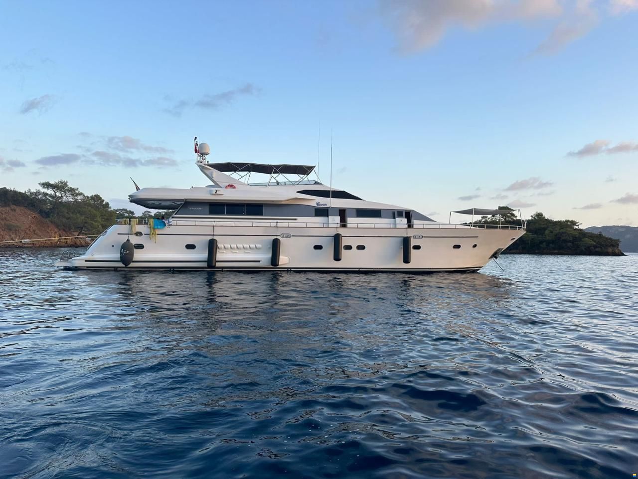 Falcon Yachts 92
