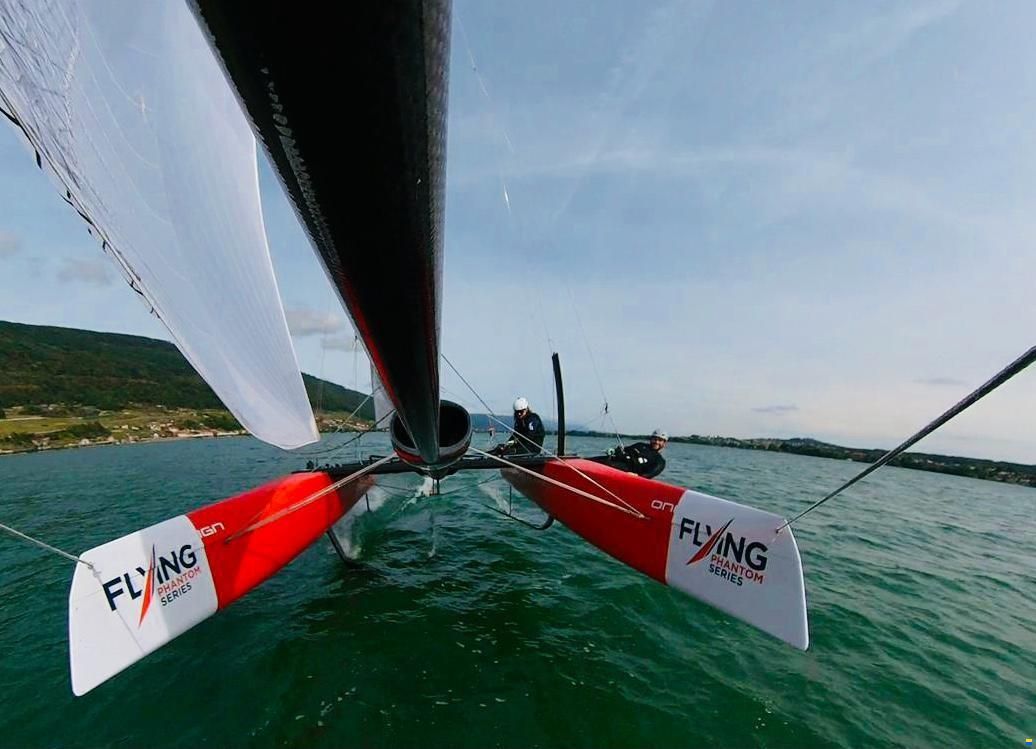 International Flying phantom elite