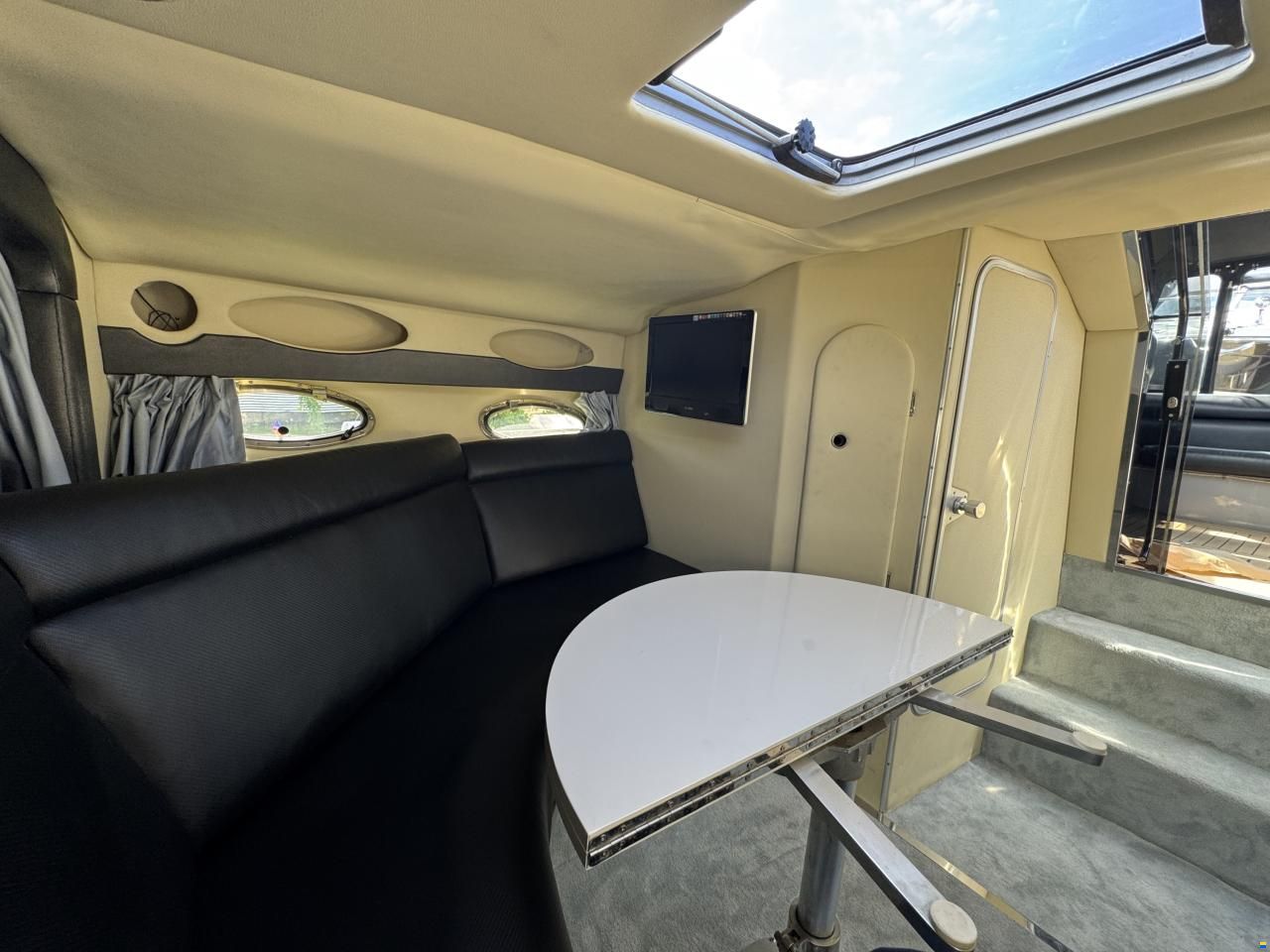 Sunseeker Tomahawk 37