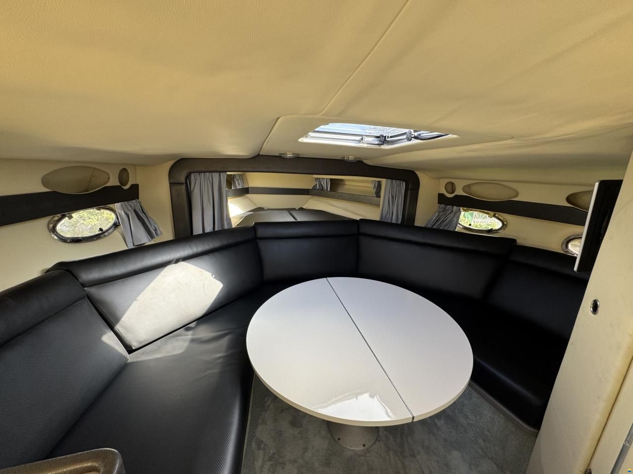 Sunseeker Tomahawk 37