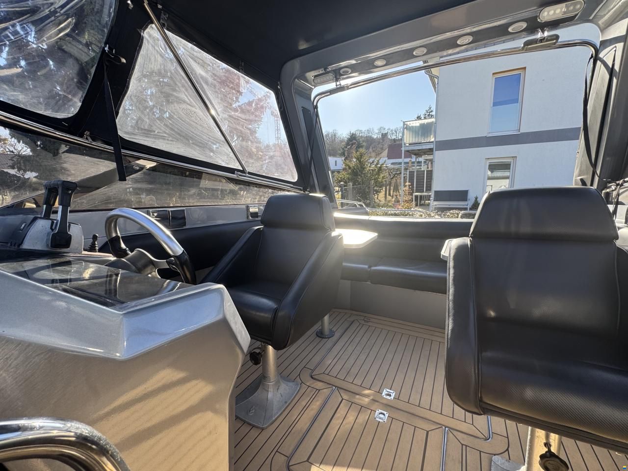 Sunseeker Tomahawk 37