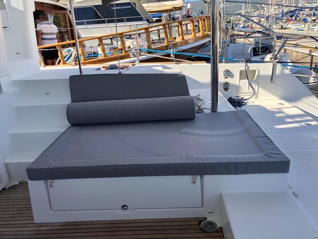 Lagoon 450 F