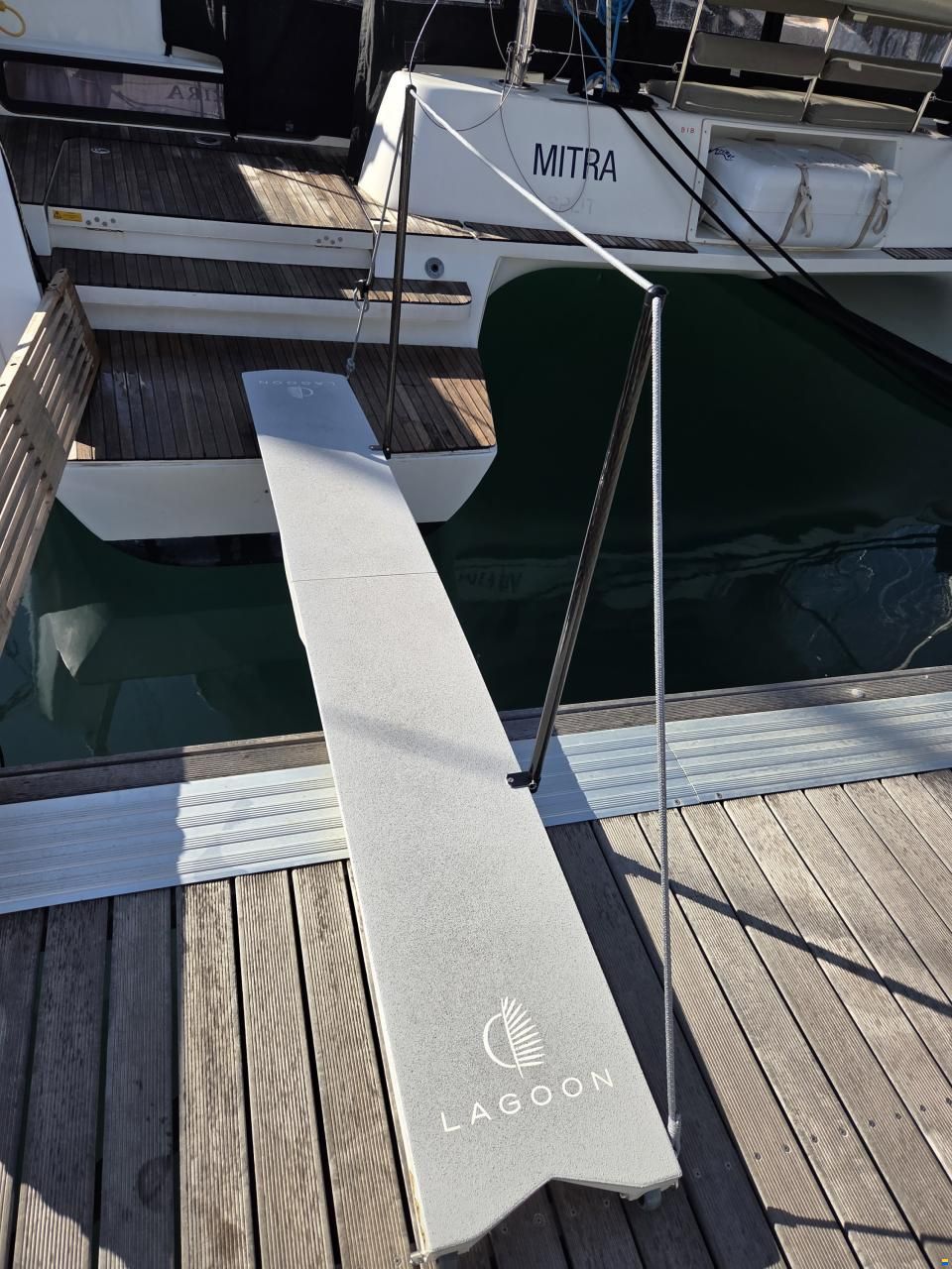 Lagoon 42