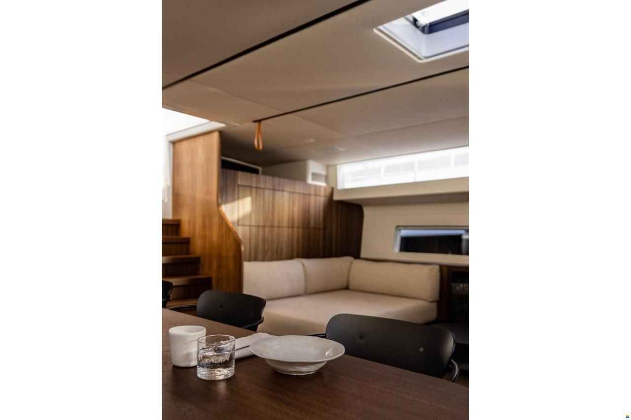 Y-Yachts Y9