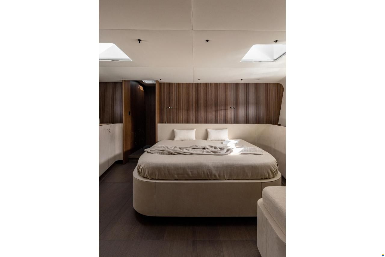 Y-Yachts Y9