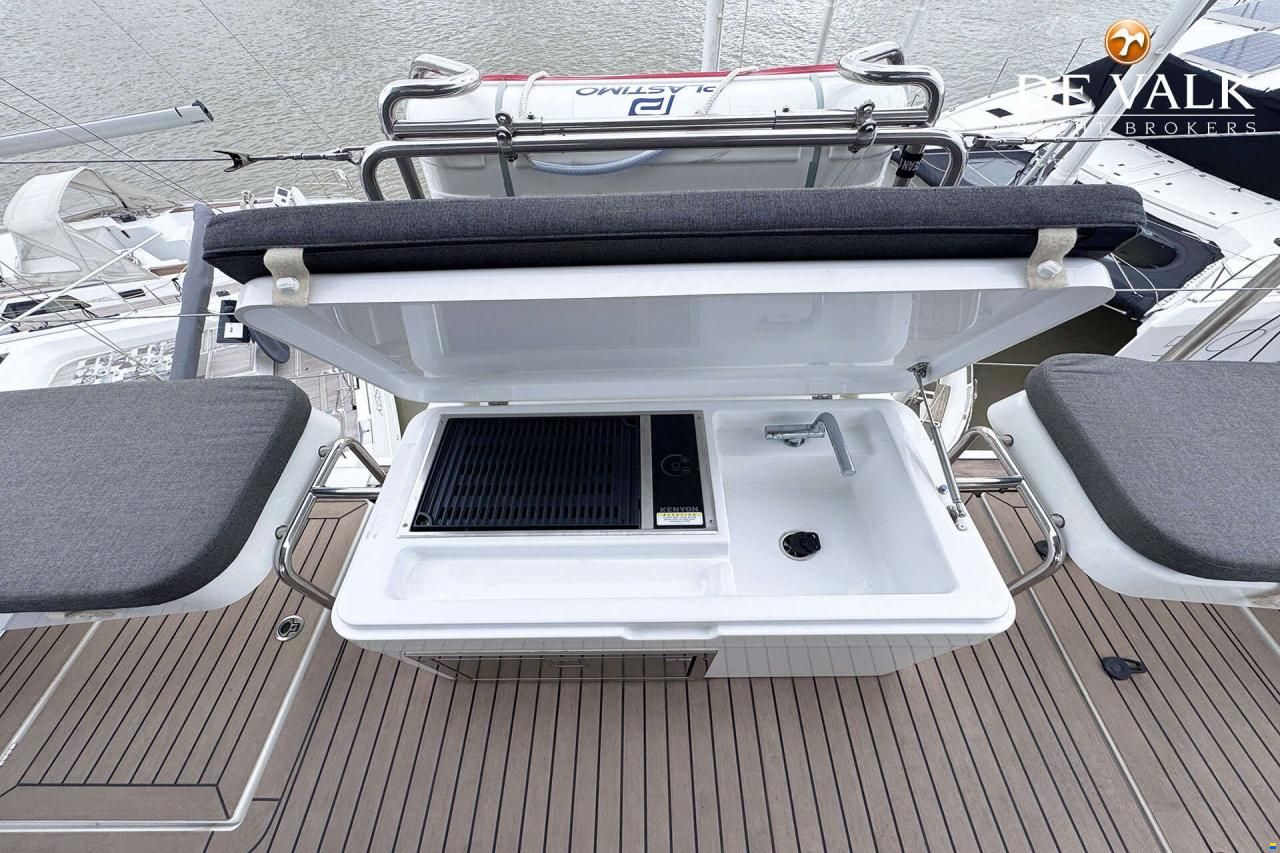 Hanse 588
