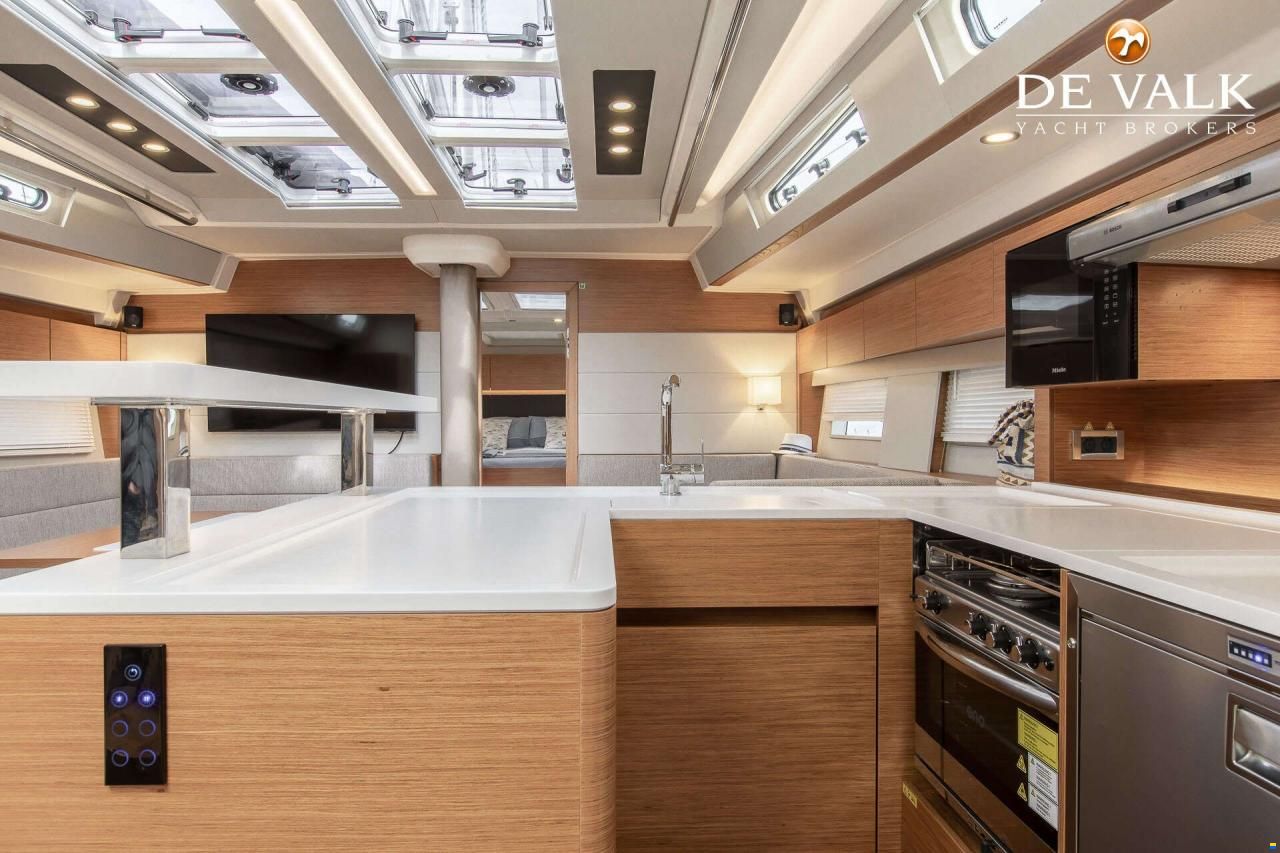 Hanse 588