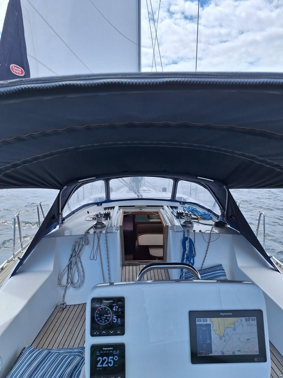 Wauquiez 40 Pilot Saloon