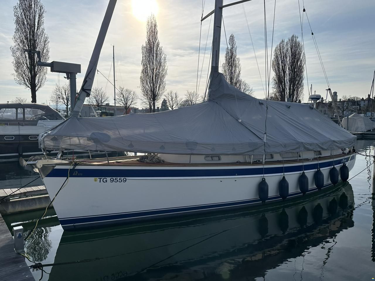 Hallberg-Rassy HR 372