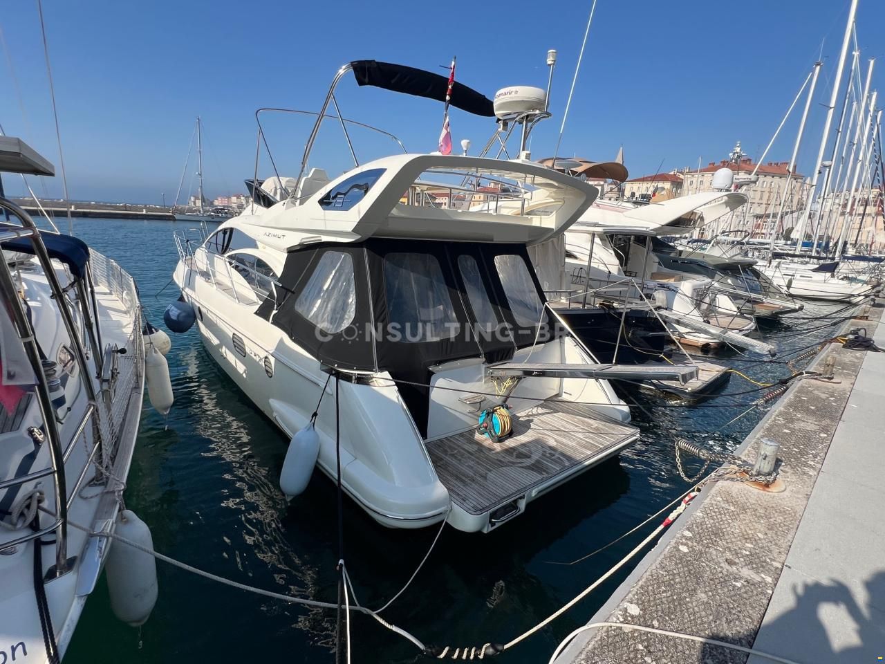 Azimut 43 Fly