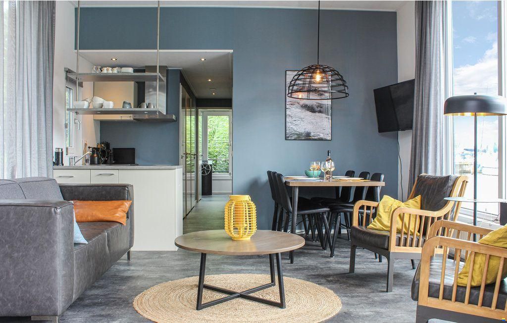 Aquavive Houseboat 1500 Met Vaste Overne