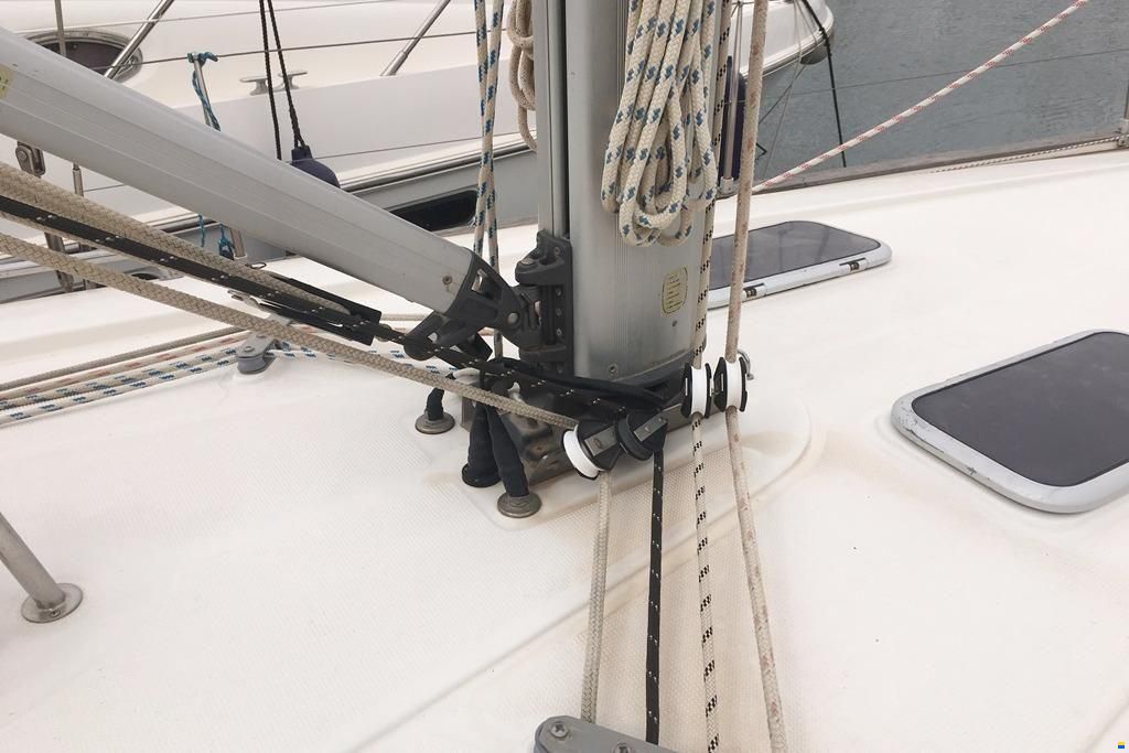 Bavaria 44