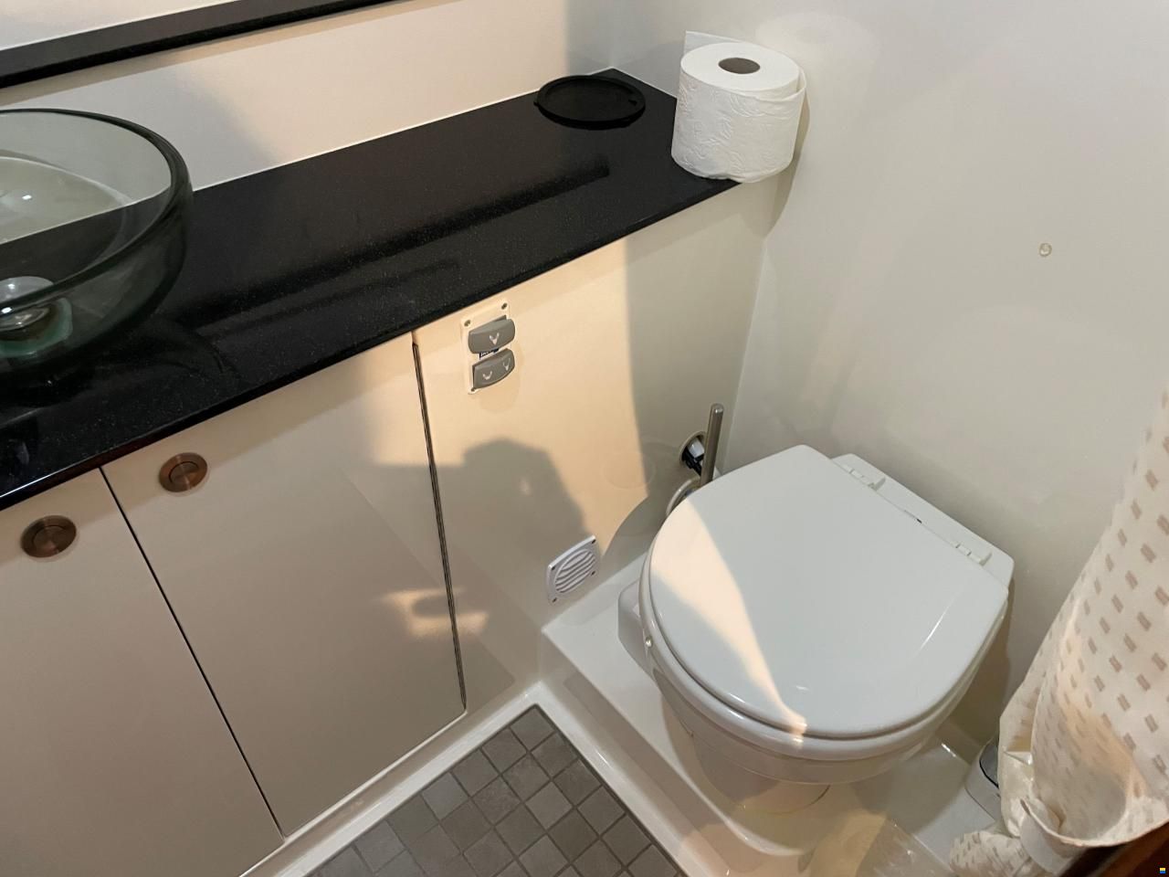 Sea Ray 320 Sundancer