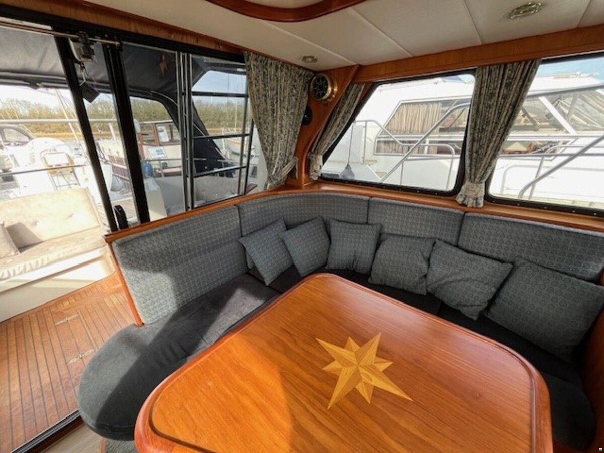 Pacific 1200