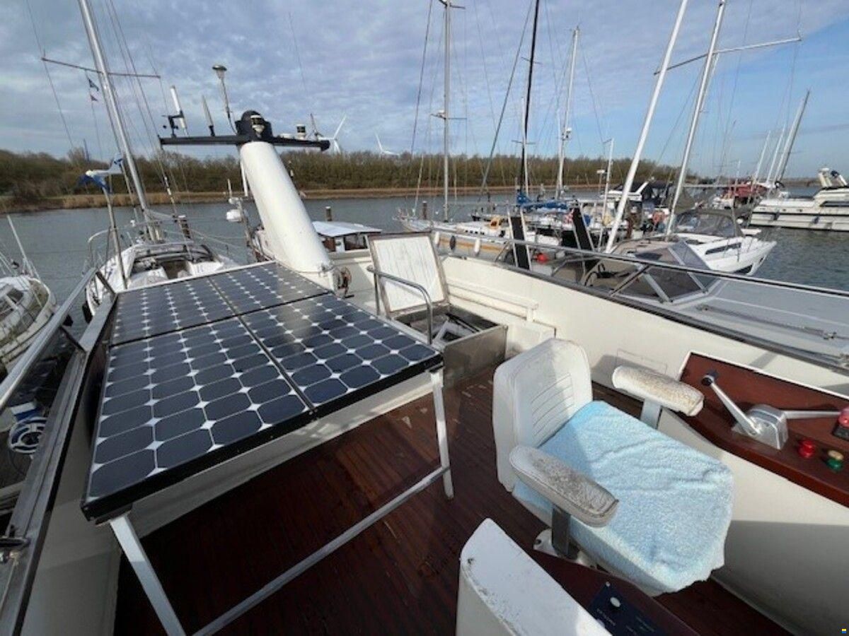 Pacific 1200