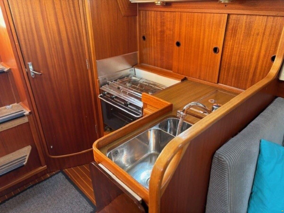 Hallberg-Rassy 31