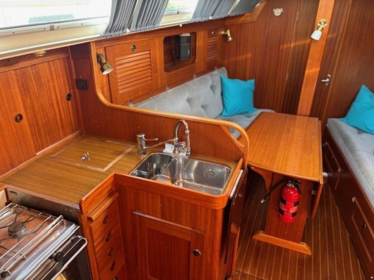 Hallberg-Rassy 31