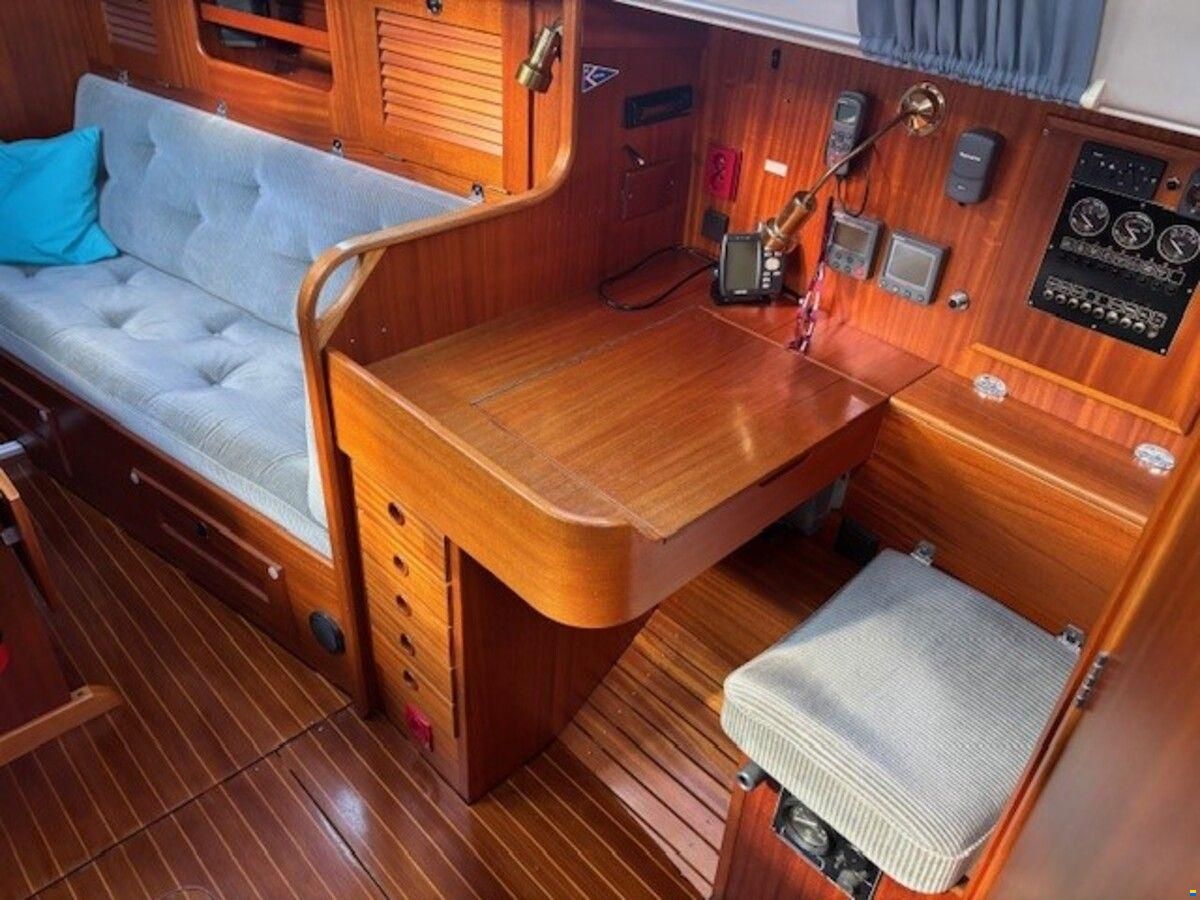 Hallberg-Rassy 31