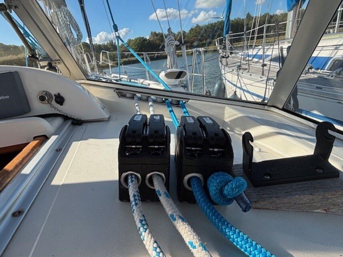 Hallberg-Rassy 31