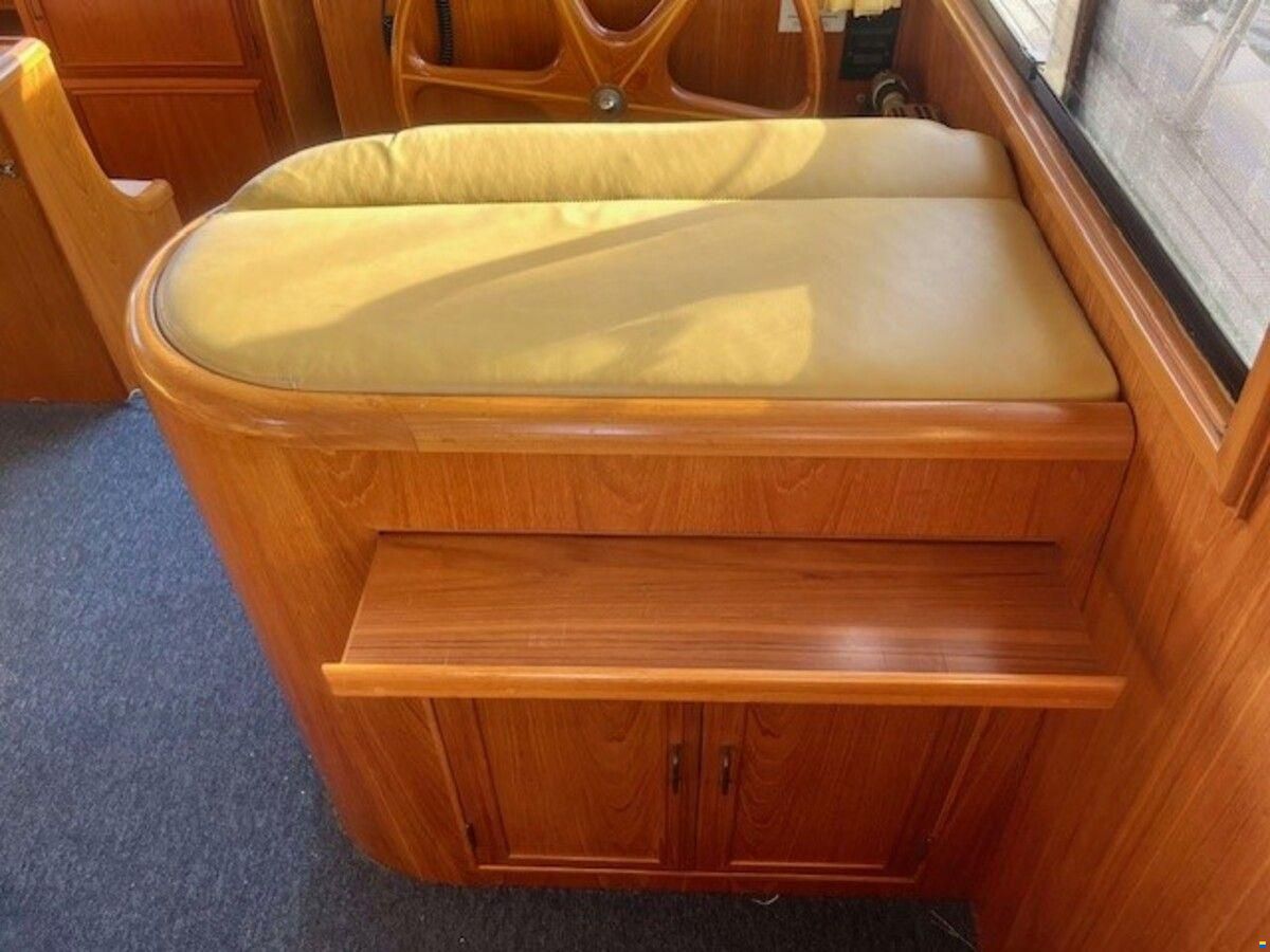 Ocean Alexander 46