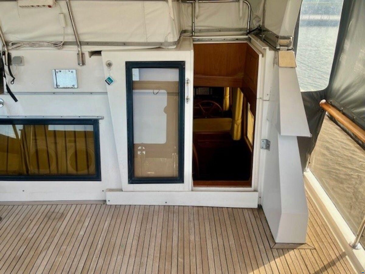Ocean Alexander 46