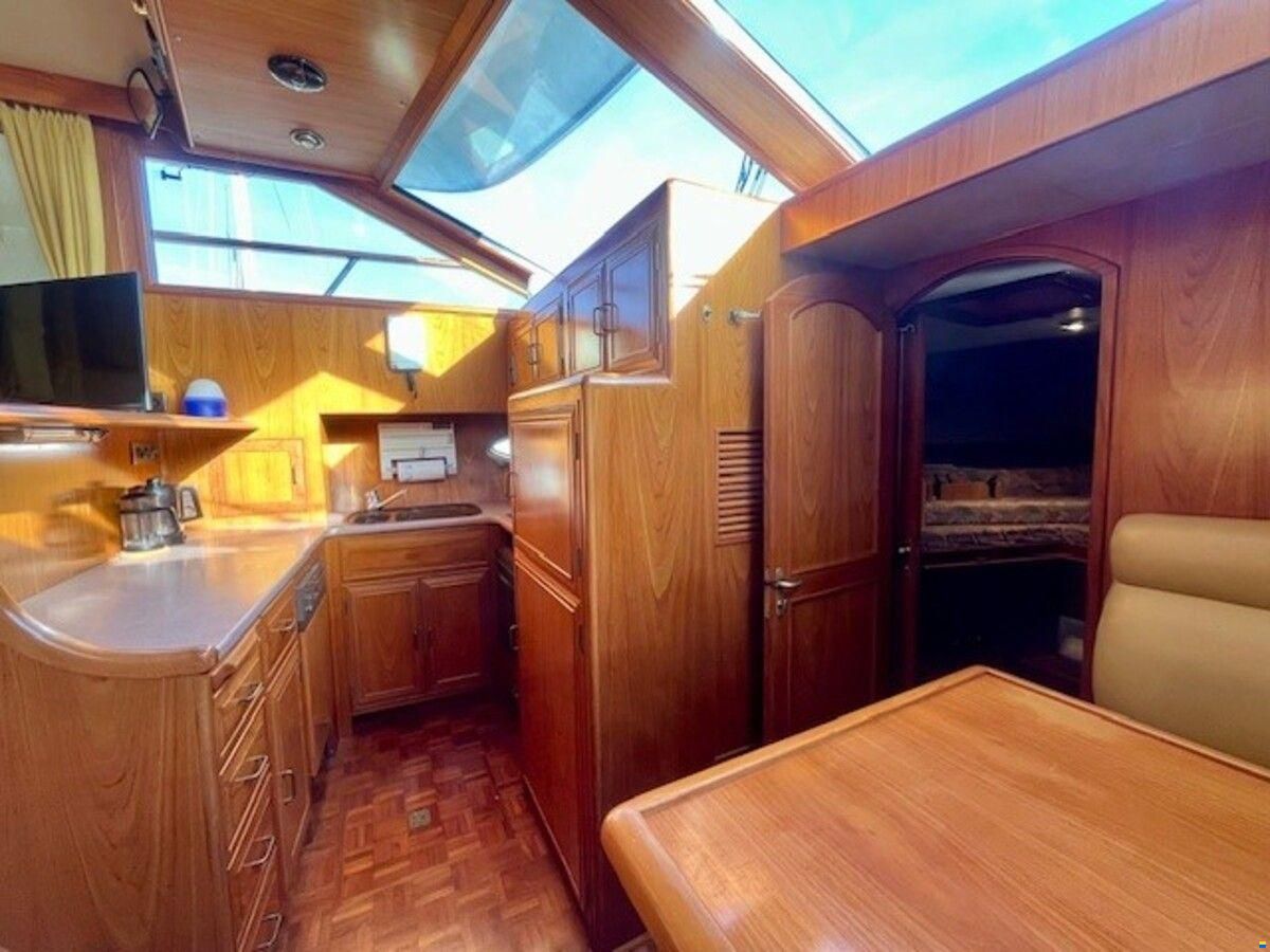Ocean Alexander 46
