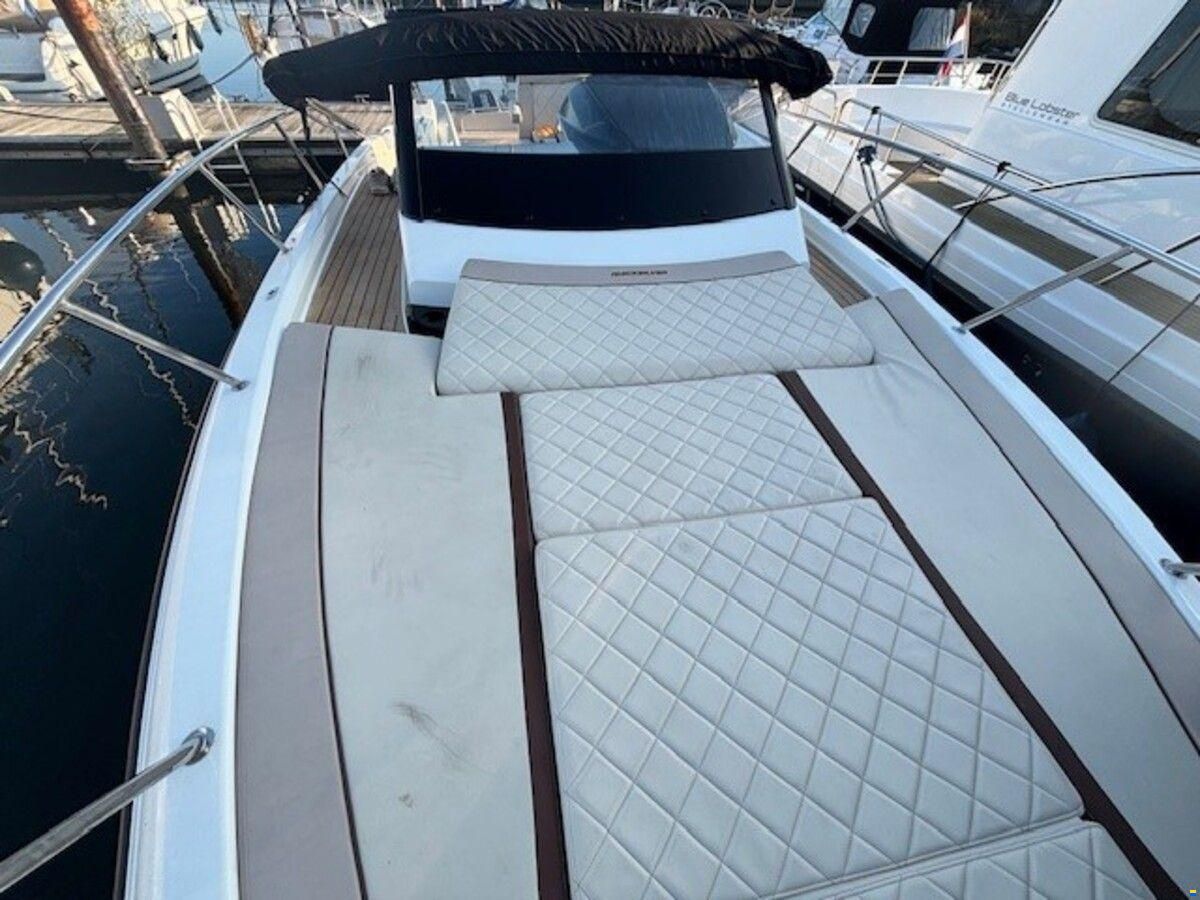 Quicksilver 875 Sundeck Active