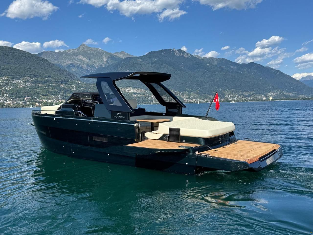 Cranchi A32 Luxury Tender HT