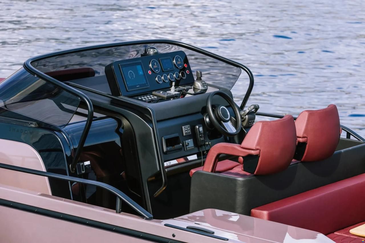 Cranchi A32 Luxury Tender HT