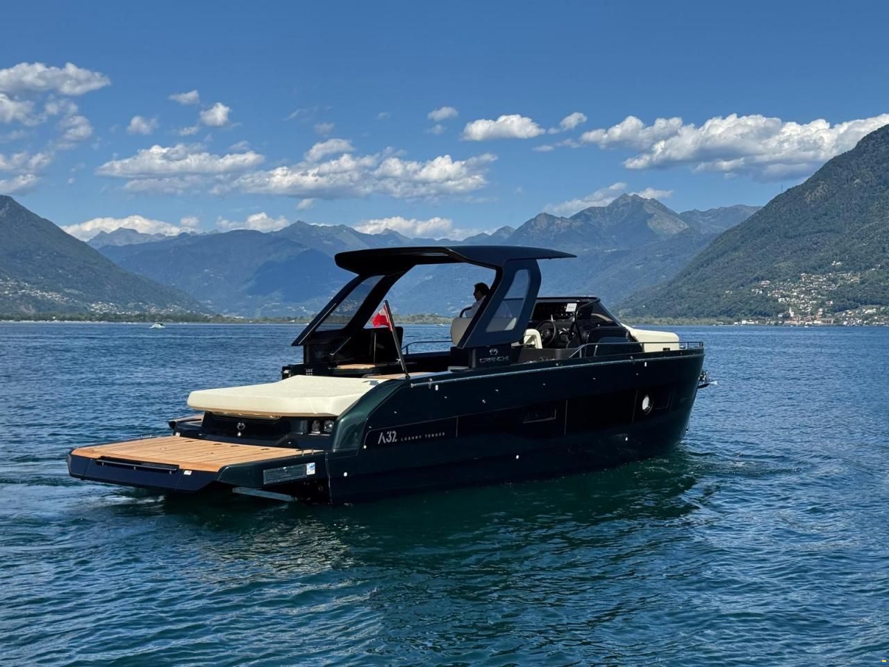 Cranchi A32 Luxury Tender HT