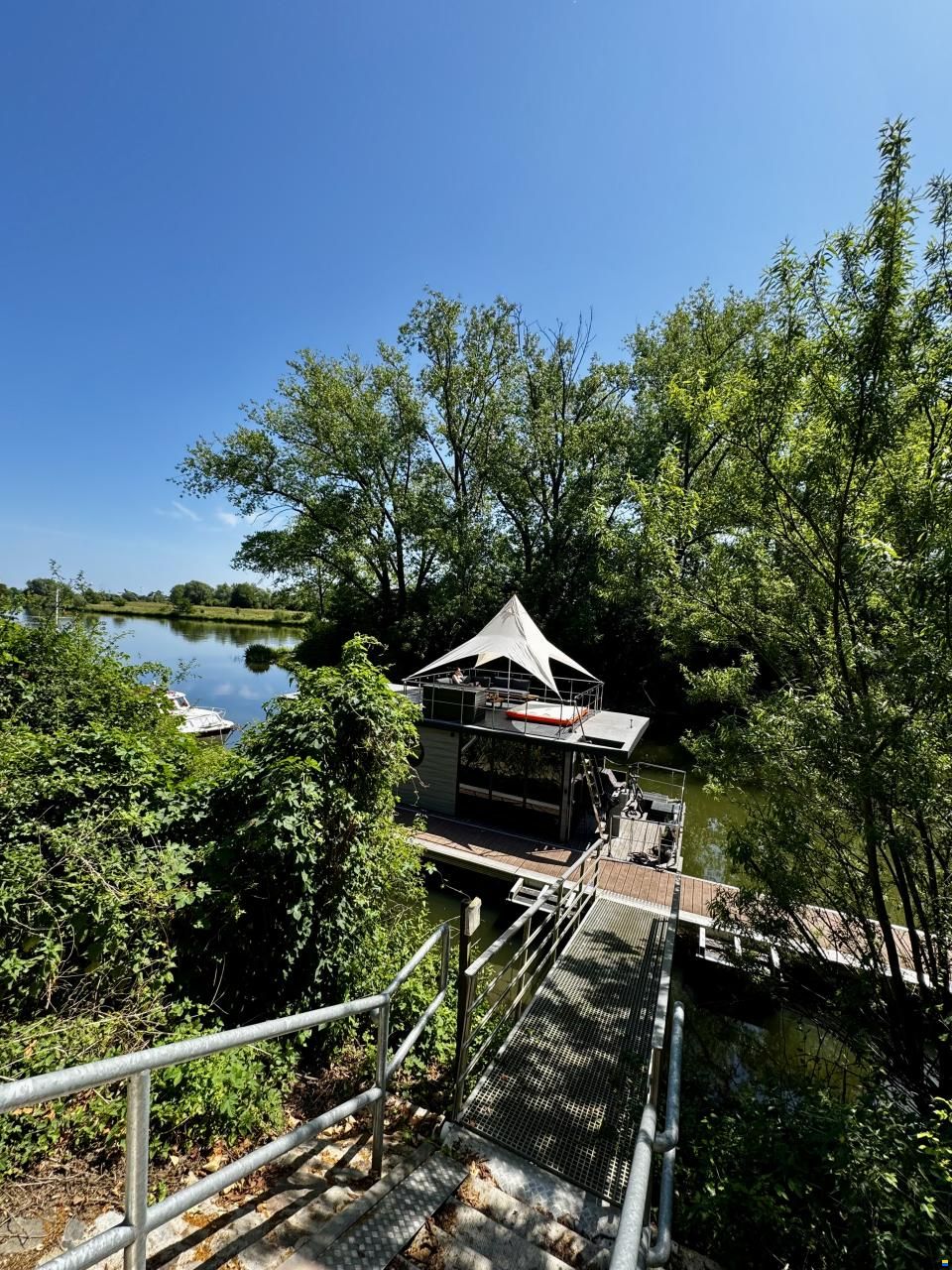 La Mare Schwimmendes City-Apartment in Bremen