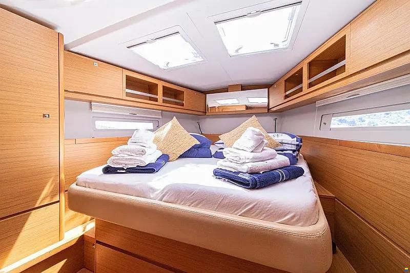 Dufour 520 Grand Large (3 cabins)