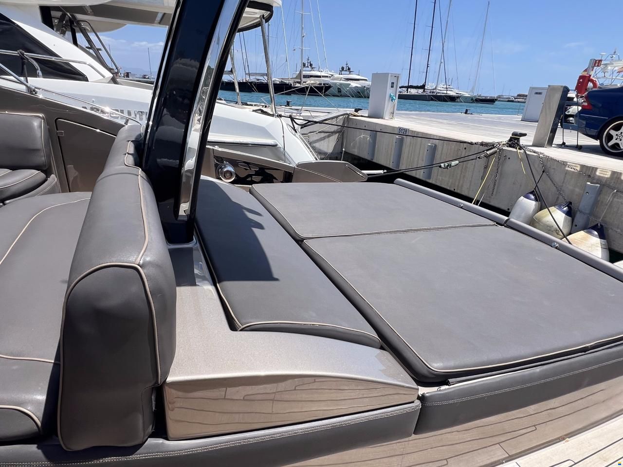 Riva Rivale 52