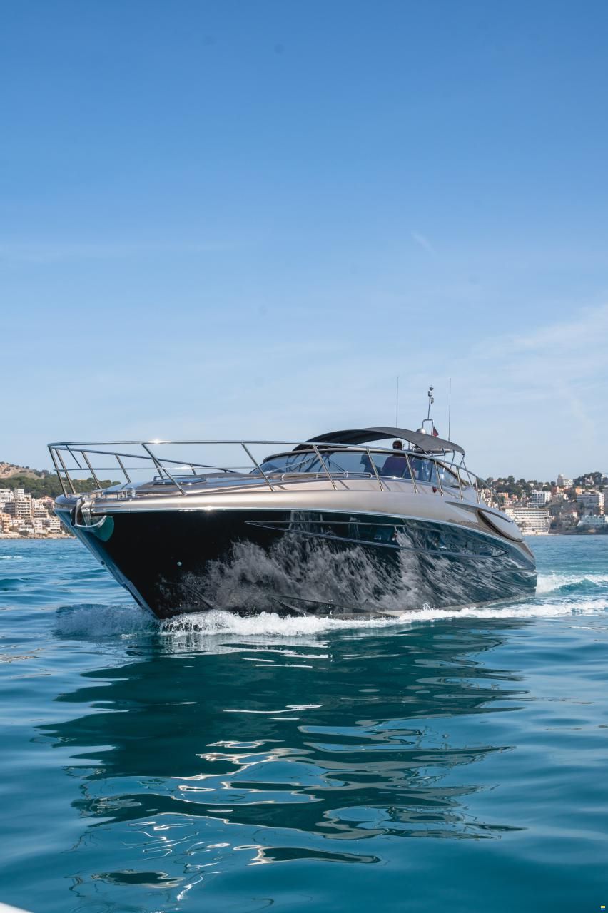 Riva Rivale 52