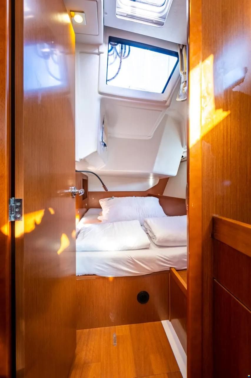 Beneteau Oceanis 41.1
