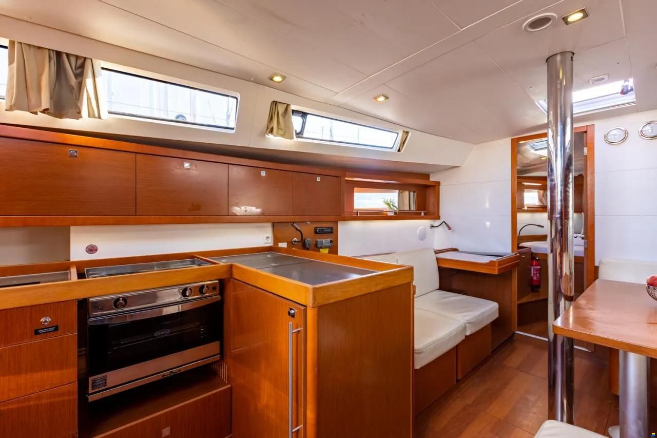 Beneteau Oceanis 41.1