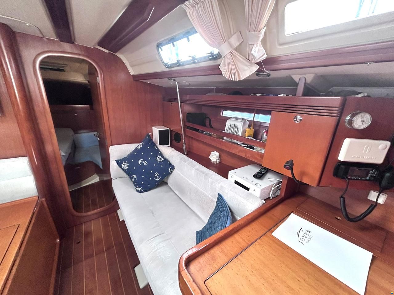 Dufour 40