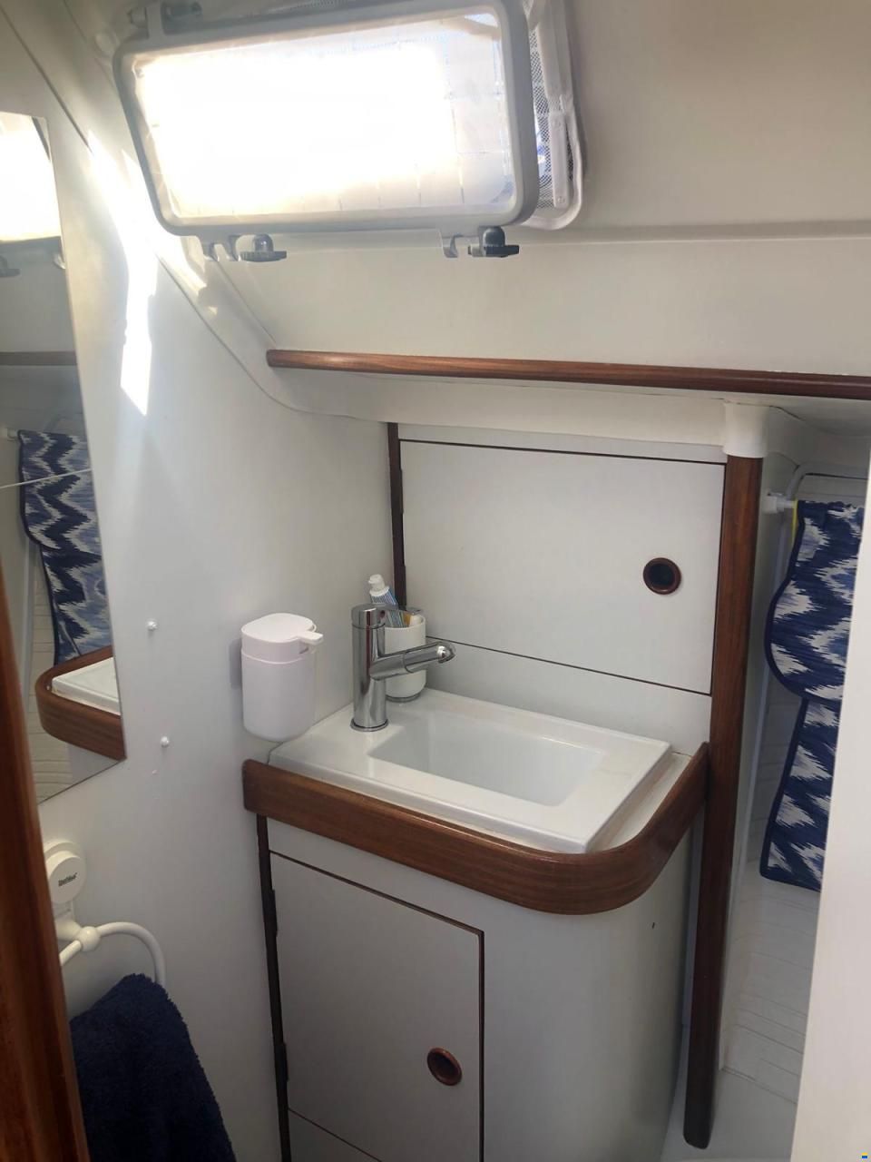 Beneteau Oceanis 350