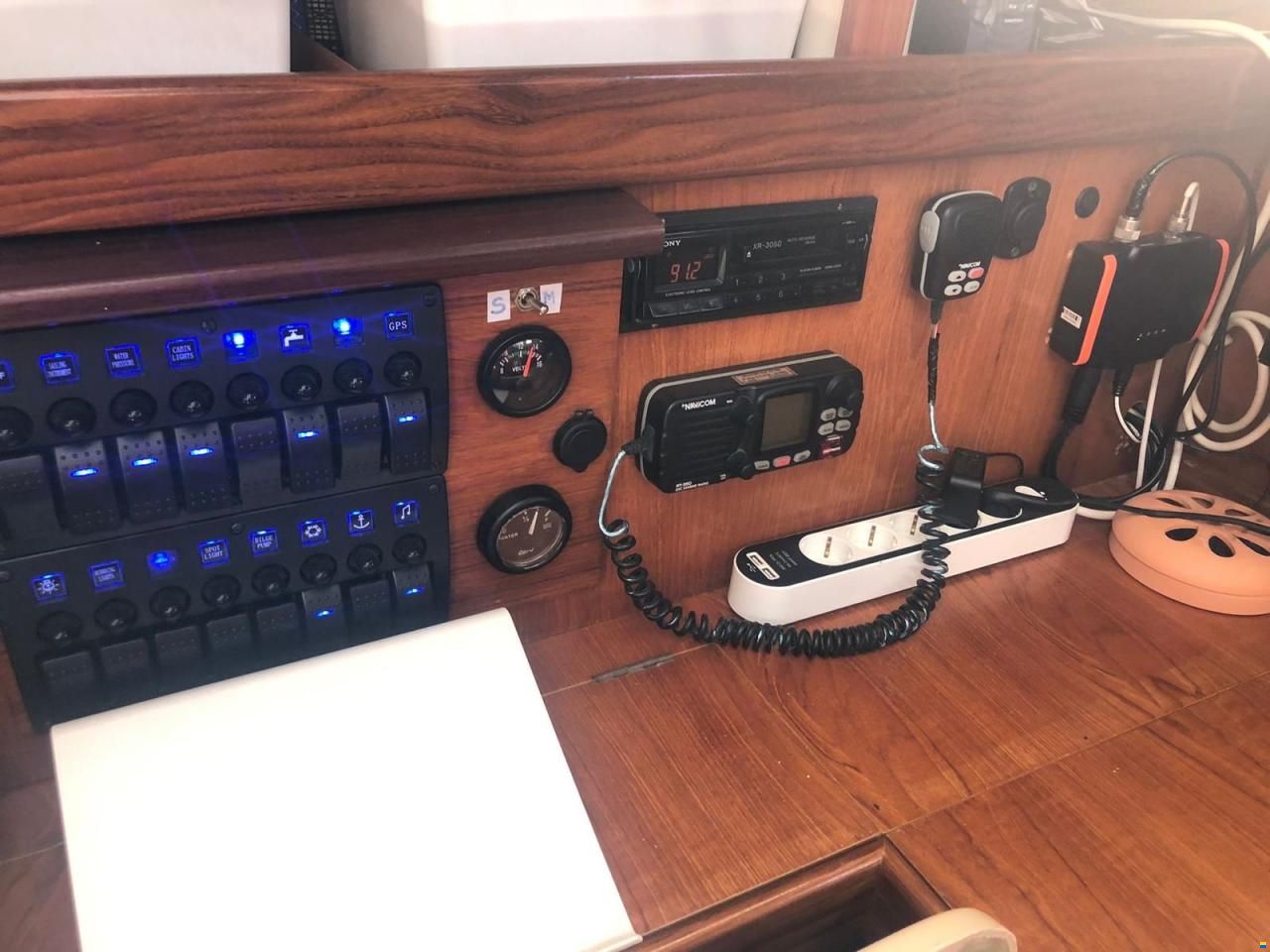 Beneteau Oceanis 350