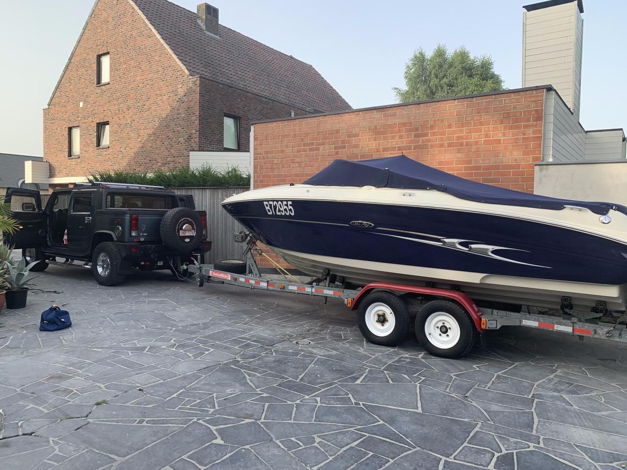 Sea Ray 220