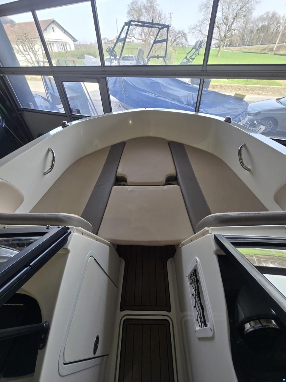Bayliner VR4