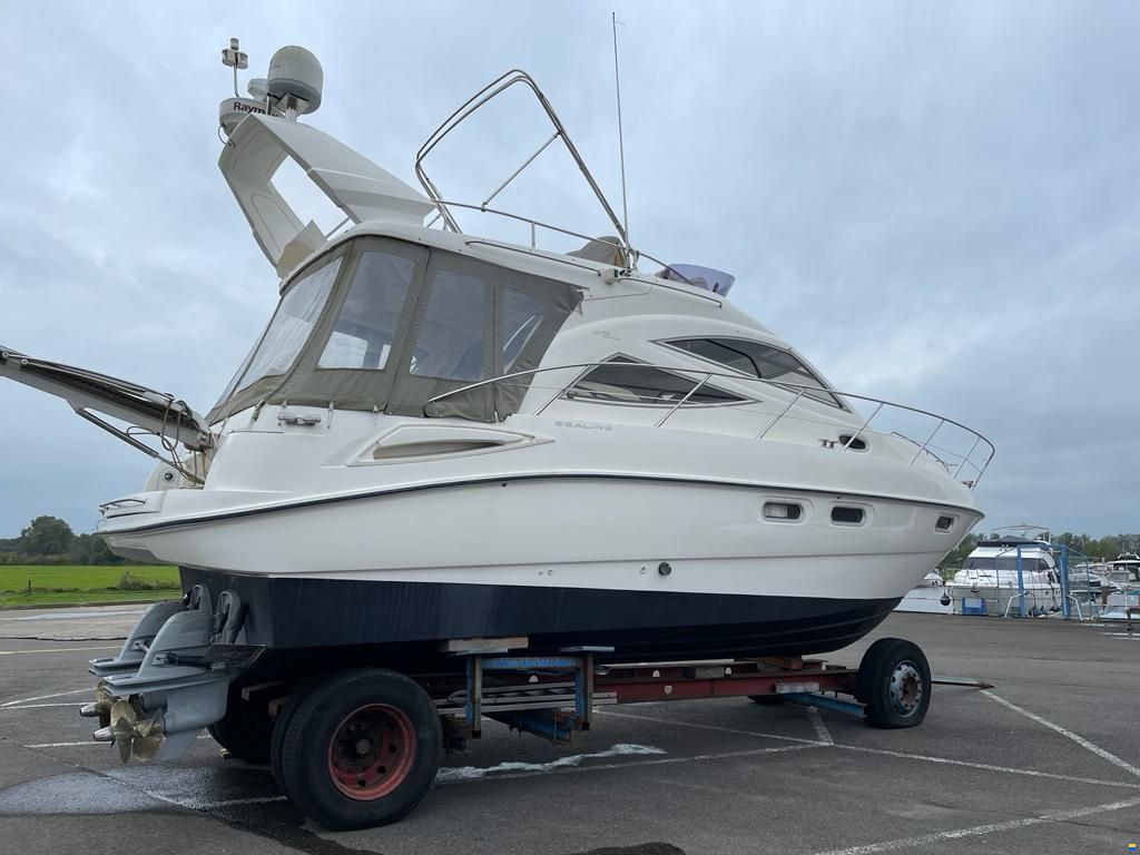 Sealine F34 Flybridge