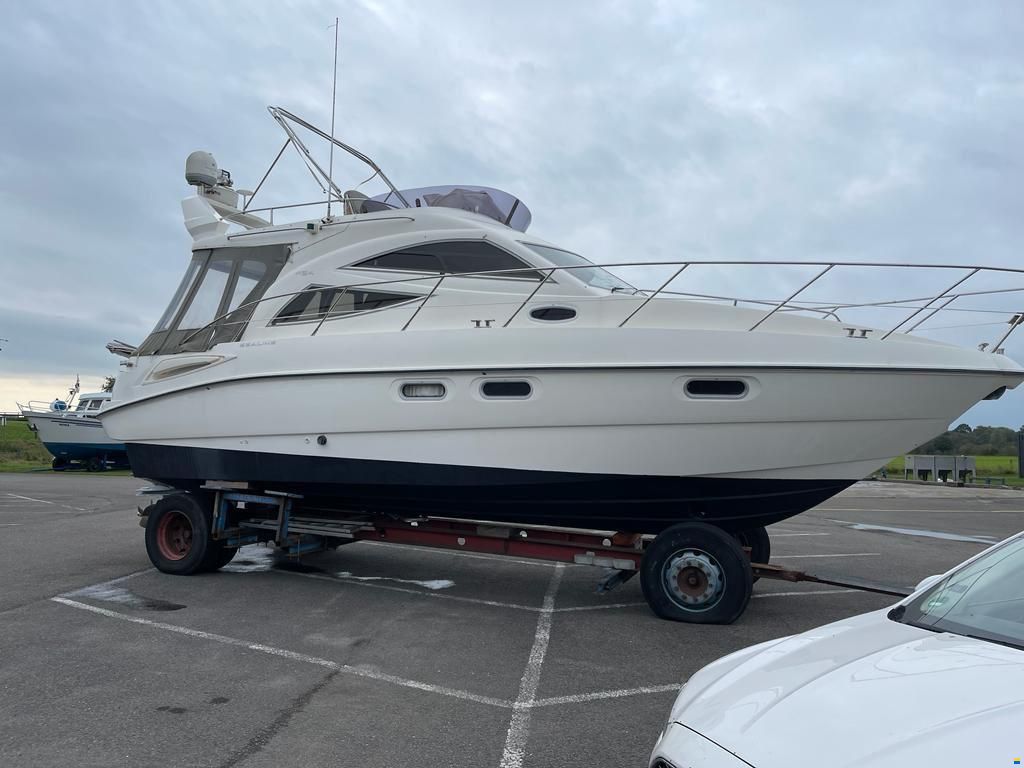 Sealine F34 Flybridge